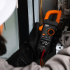CL460S 400A AC/DC Auto-Ranging Smart Digital Clamp Meter Image 5