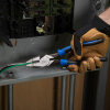 J20008 Lineman's Pliers, 224 mm Image 3